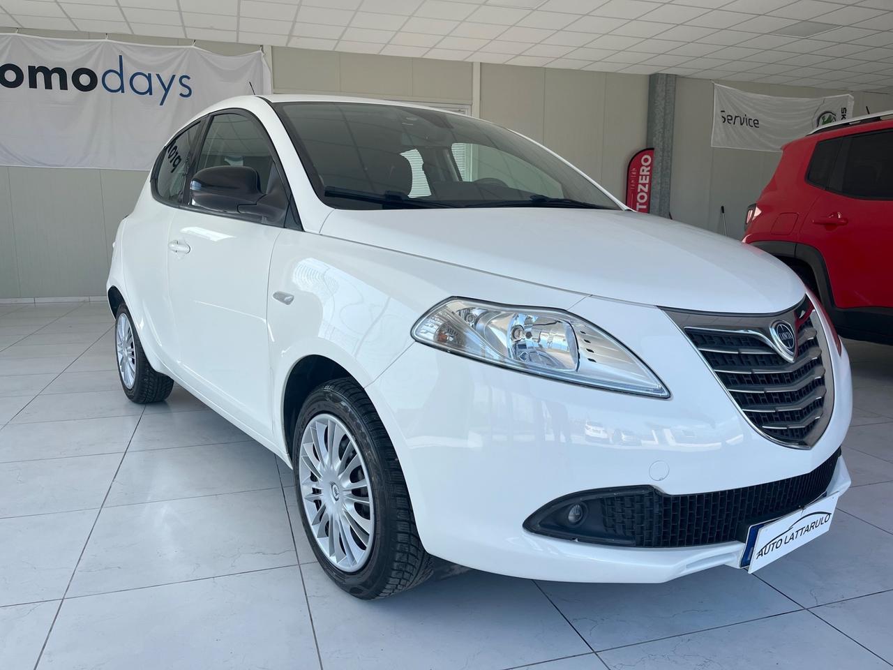 Lancia Ypsilon 1.2 69 CV 5 porte 111000 km
