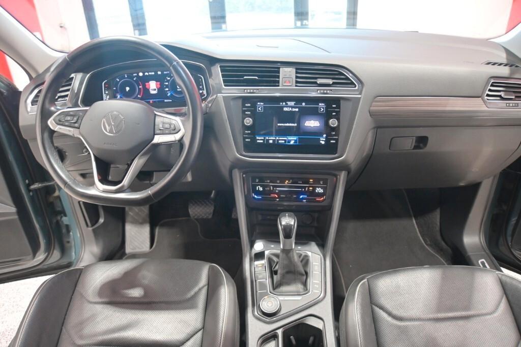 VOLKSWAGEN TIGUAN ALLSPACE 2.0 TDI 150CV DSG 4MOTION SCR LIFE ( FARI LED - DIGITAL COCKPIT - HEAD-UP DISPLAY - AMBIENT LIGHTS - CLIMA TRIZONA - ADAPTIVE CRUISE - PELLE - NAVI - APP CONNECT - PARK PILOT - TELECAMERA POST. - CERCHI 18 )