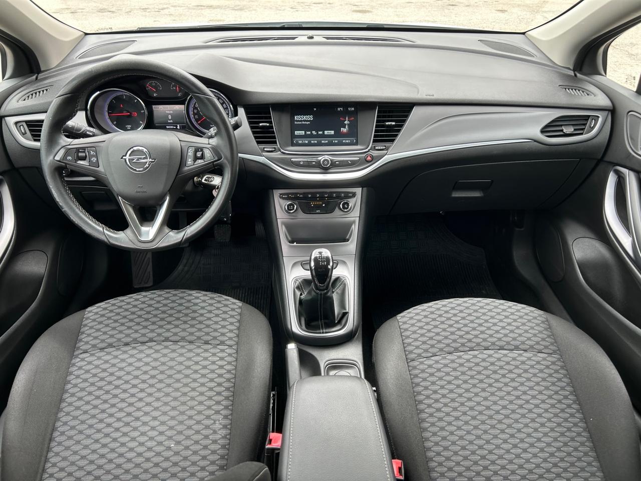 Opel Astra 1.6 CDTi 95 cavalli 2016 bixeno