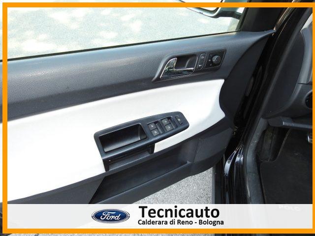 VOLKSWAGEN Polo Cross 1.4/80CV 16V *NEOPATENTATO*