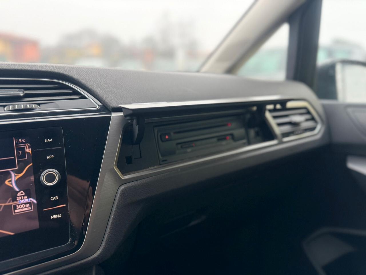 Volkswagen Touran 1.6 TDI 115 CV SCR DSG Executive BlueMotion Tech.