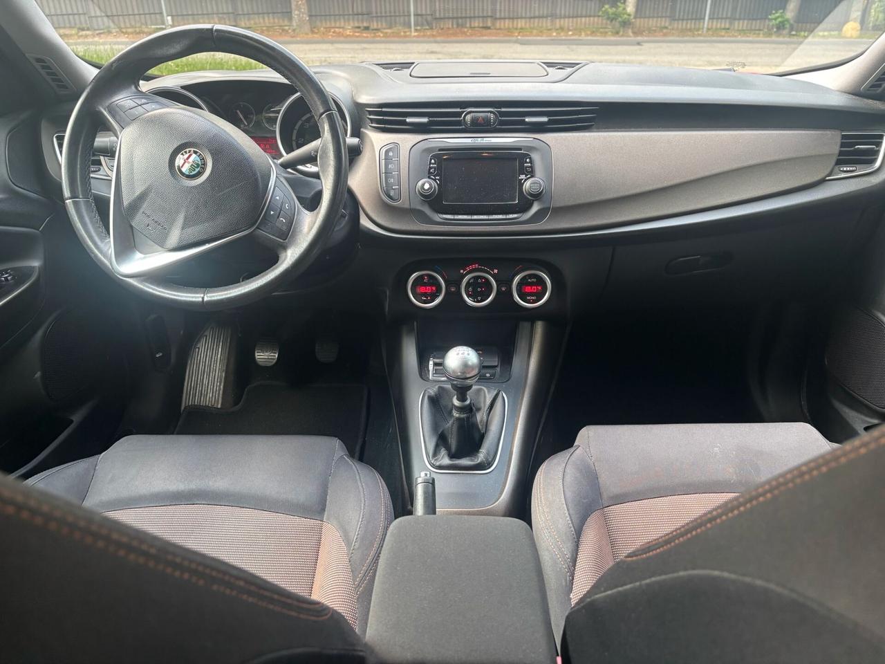 Alfa Romeo Giulietta 1.6 105 CV Exclusive NEOPATENTATI