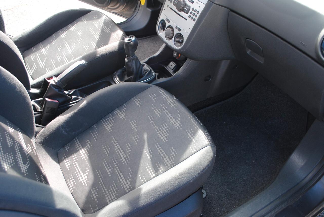 OPEL CORSA 1.2 85 CV BENZ/GPL OK NEOPATENTATI