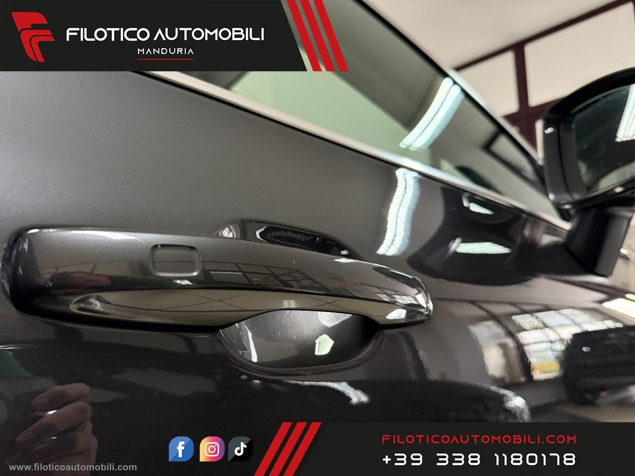 VOLVO XC60 B4 DIESEL/IBRIDO FULL OPTIONAL