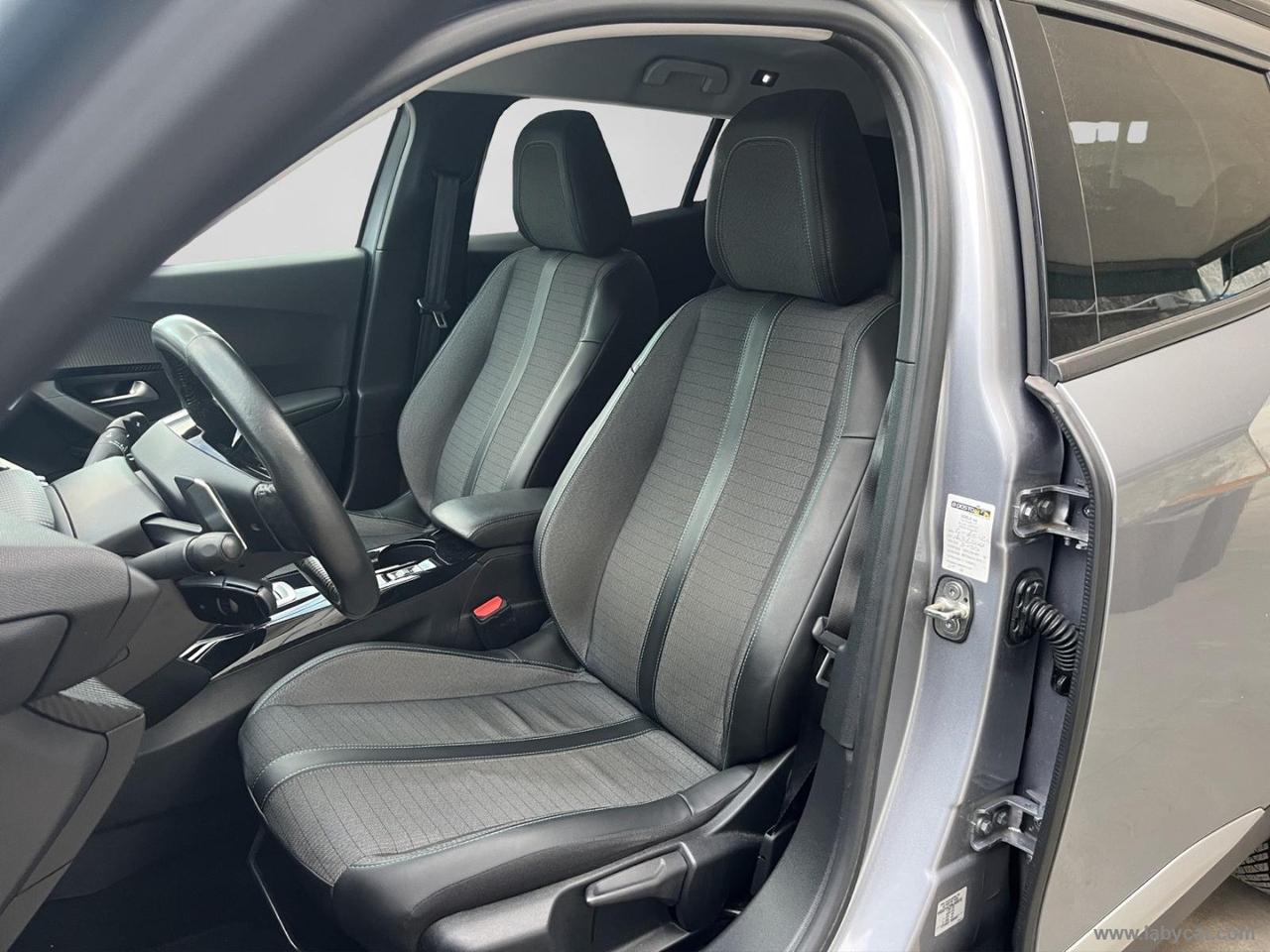 PEUGEOT 2008 BlueHDi 130 S&S EAT8 Allure CAMBIO AUTOMATICO