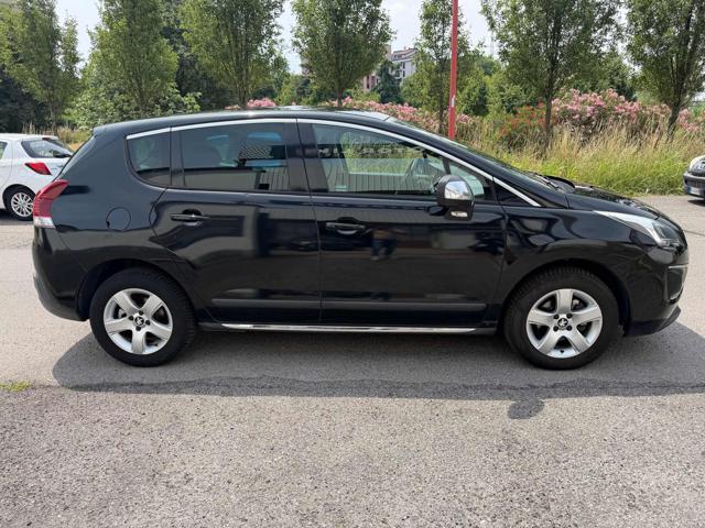 PEUGEOT 3008 1.6 HDi 115CV Allure