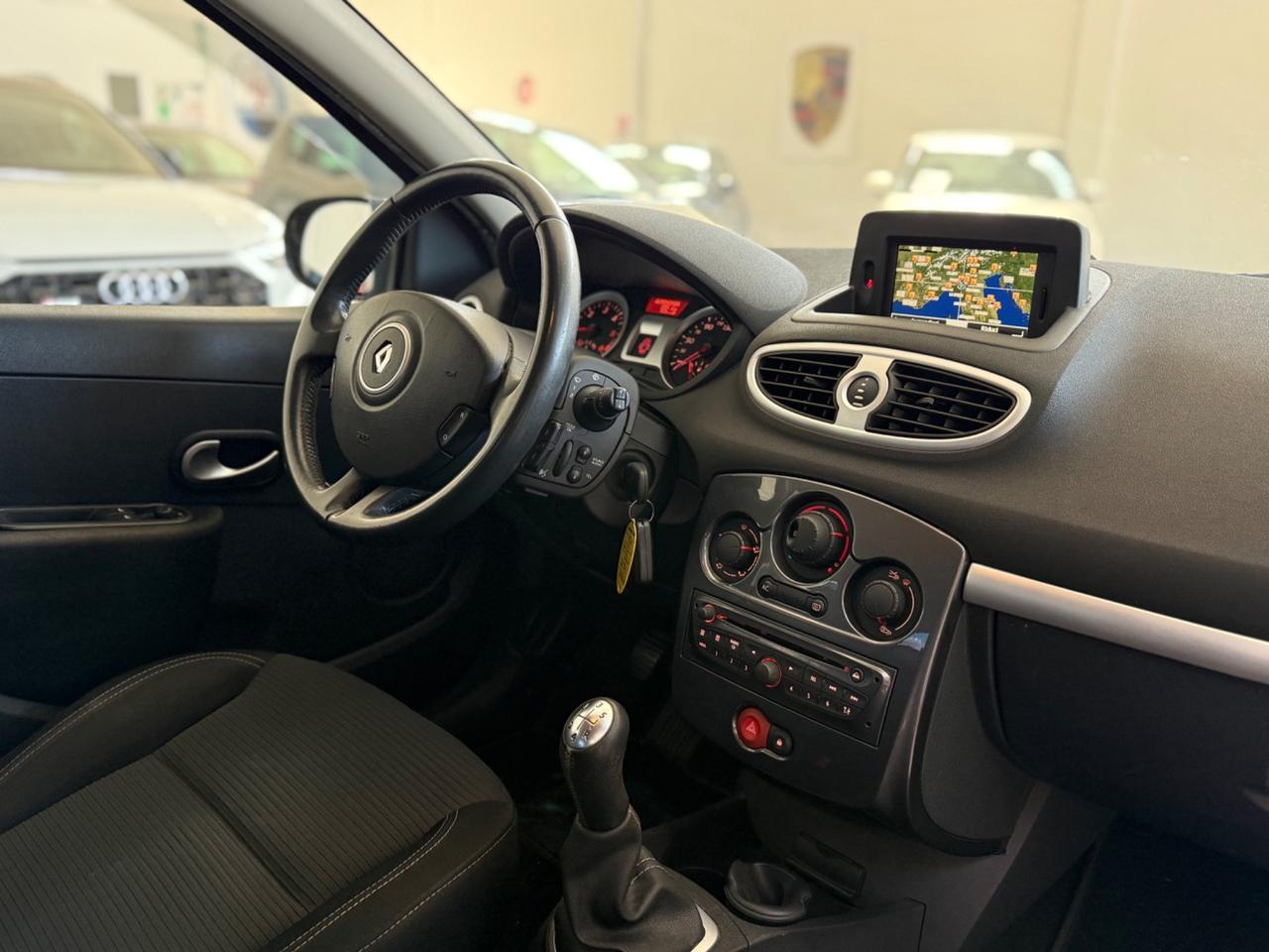 RENAULT CLIO 1.5 dCi 90CV NAVI NEOPATENTATI