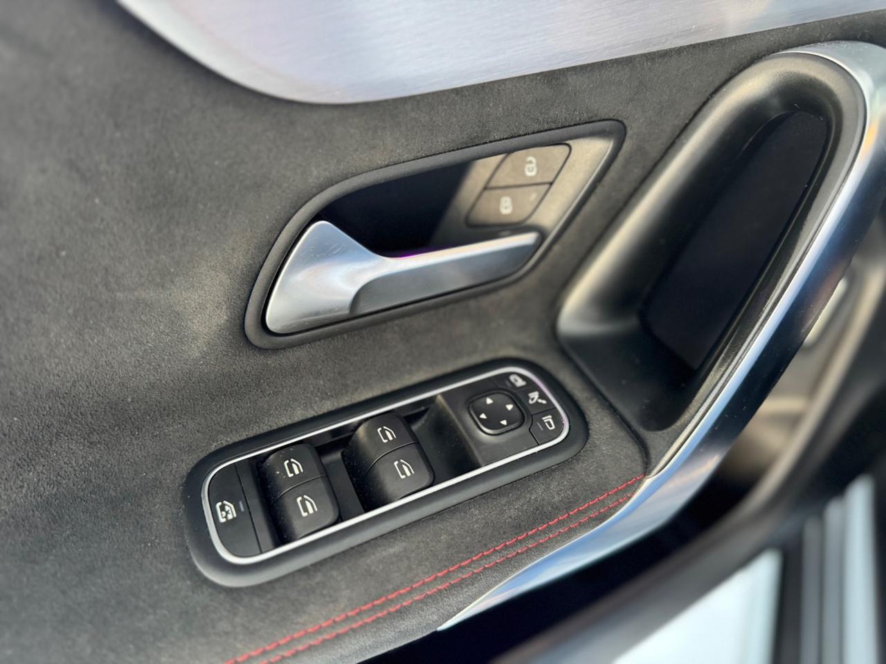 Mercedes CLA 180d Premium AMG TETTO AMBIENT LIGHT