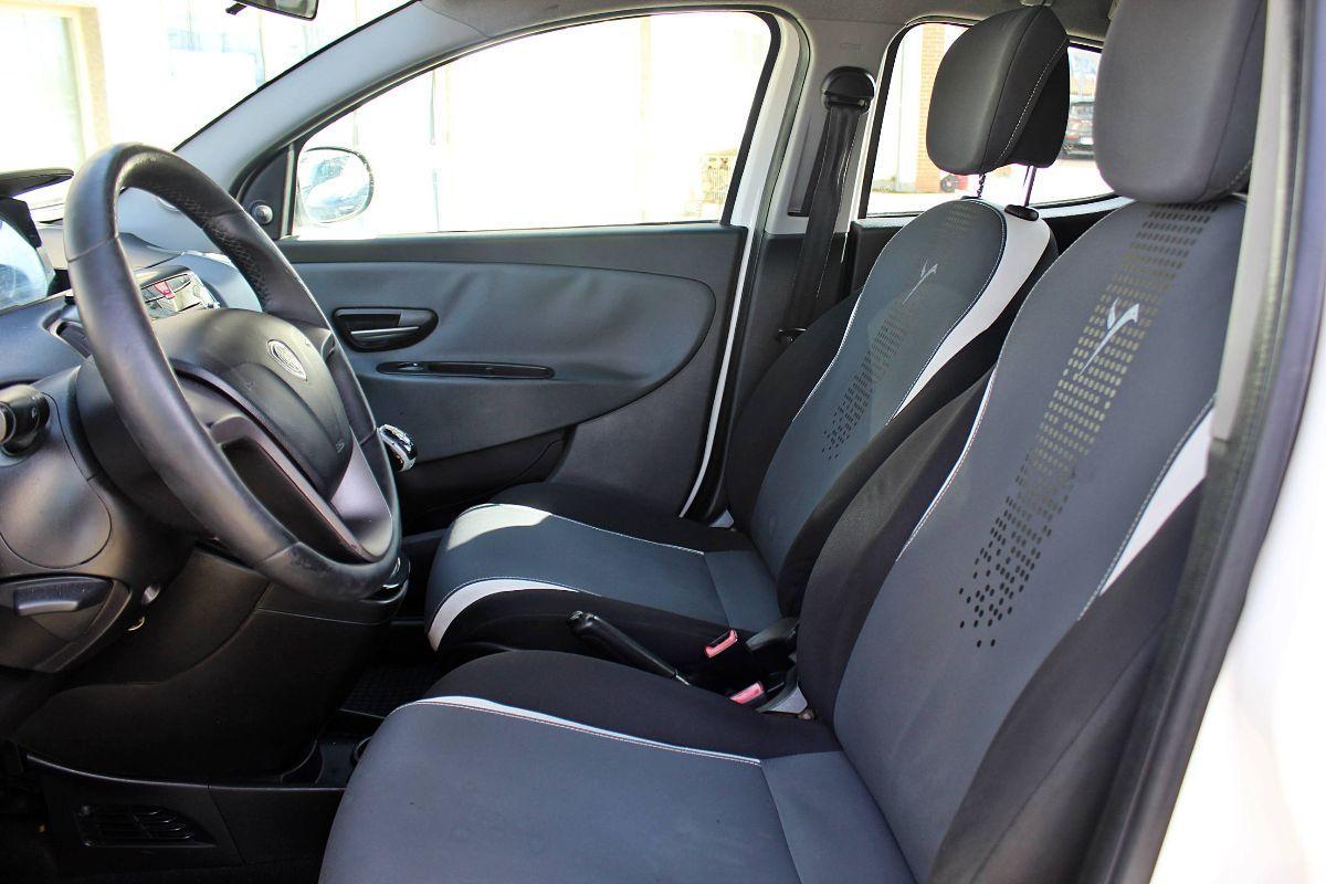 LANCIA - Ypsilon - 1.2 69 CV 5 porte Elefantino