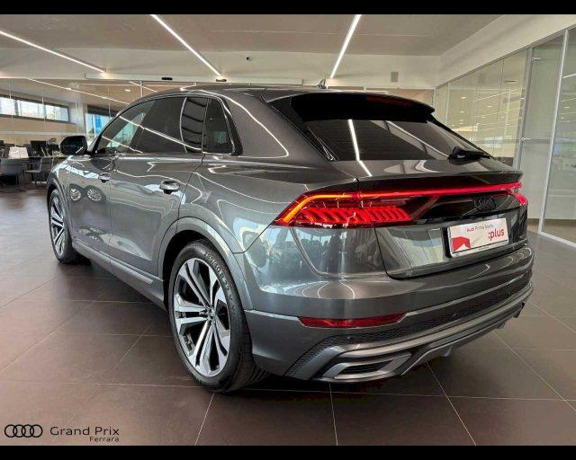 AUDI Q8 45 TDI quattro tiptronic Sport