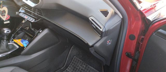 PEUGEOT 2008 PureTech 130 S&S EAT8 GT