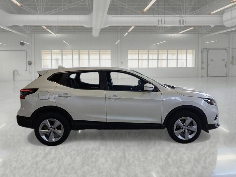NISSAN QASHQAI 1.3 DIG-T 140 Business