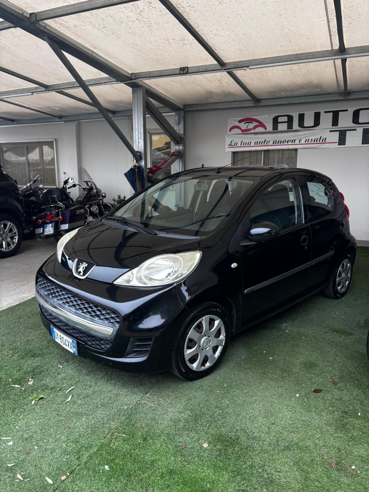 Peugeot 107 1.0 68CV 5p. Sweet Years