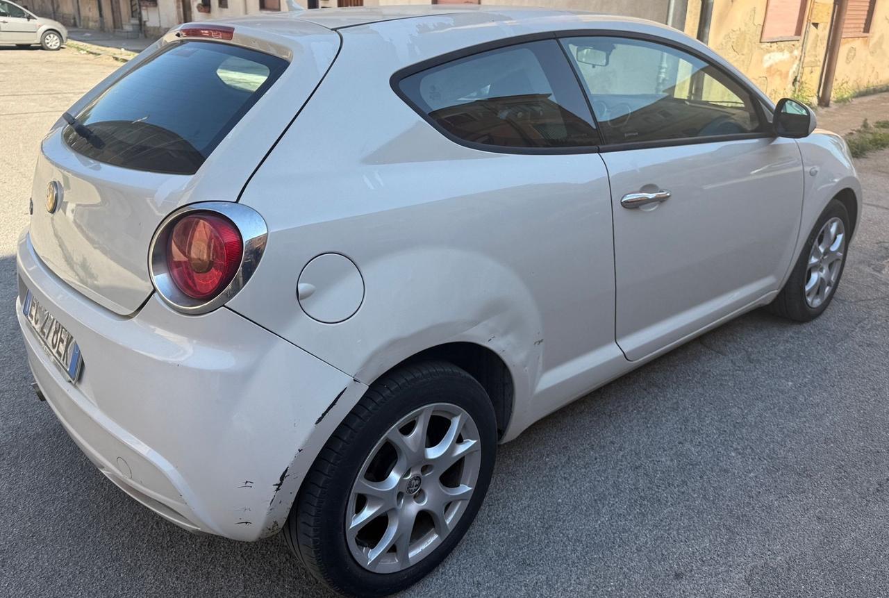 Alfa Romeo MiTo 1.3 JTDm-2 95 CV S&S Distinctive