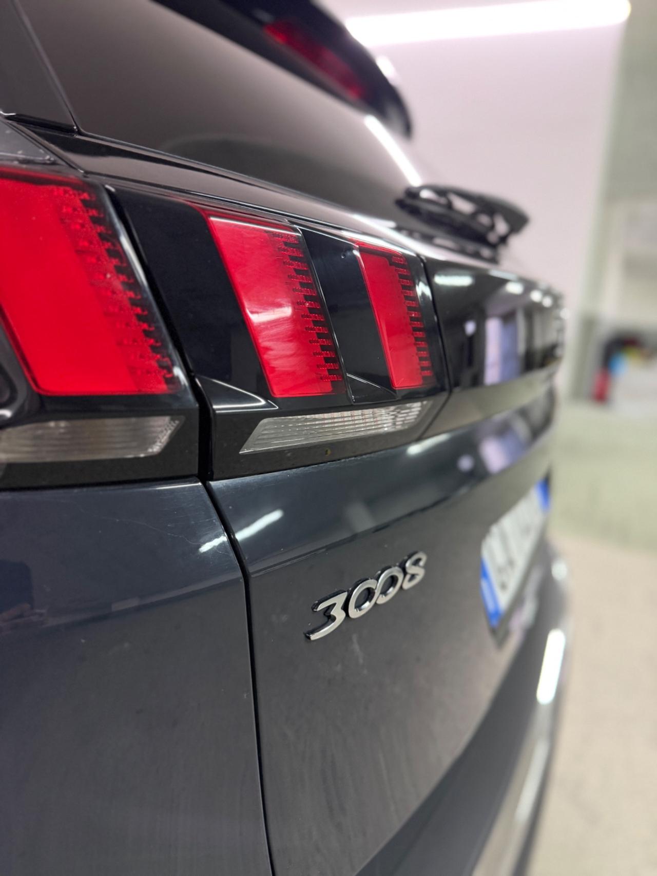 PEUGEOT 3008 CAMBIO AUTOMATICO (anno 2020)