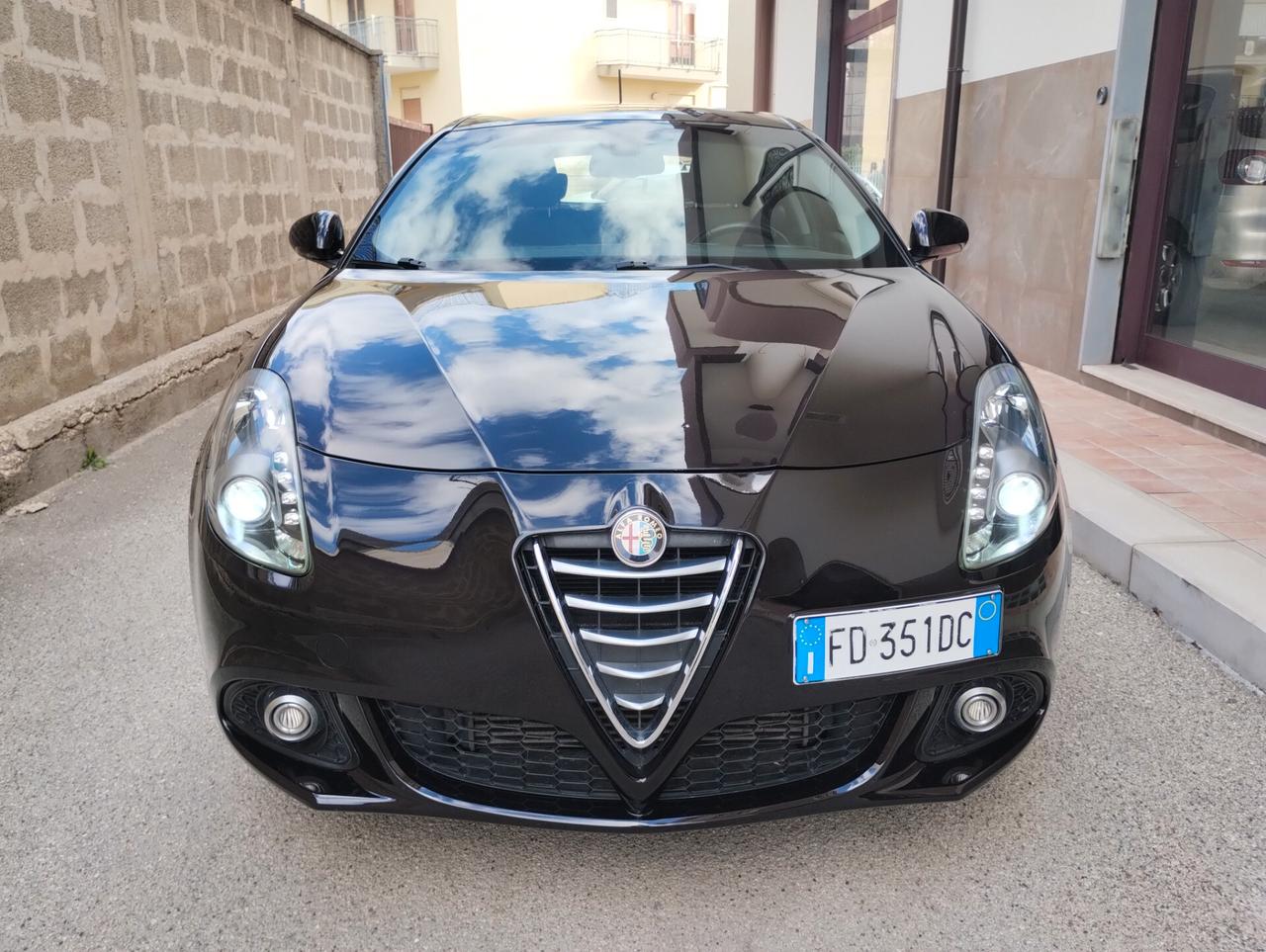 Alfa Romeo Giulietta 1.6 JTDm-2 120 CV Distinctive