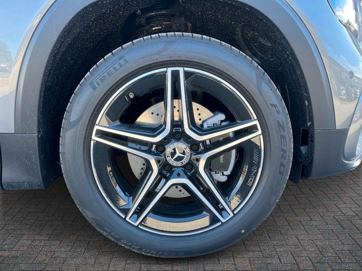 Mercedes-Benz GLB 200 d