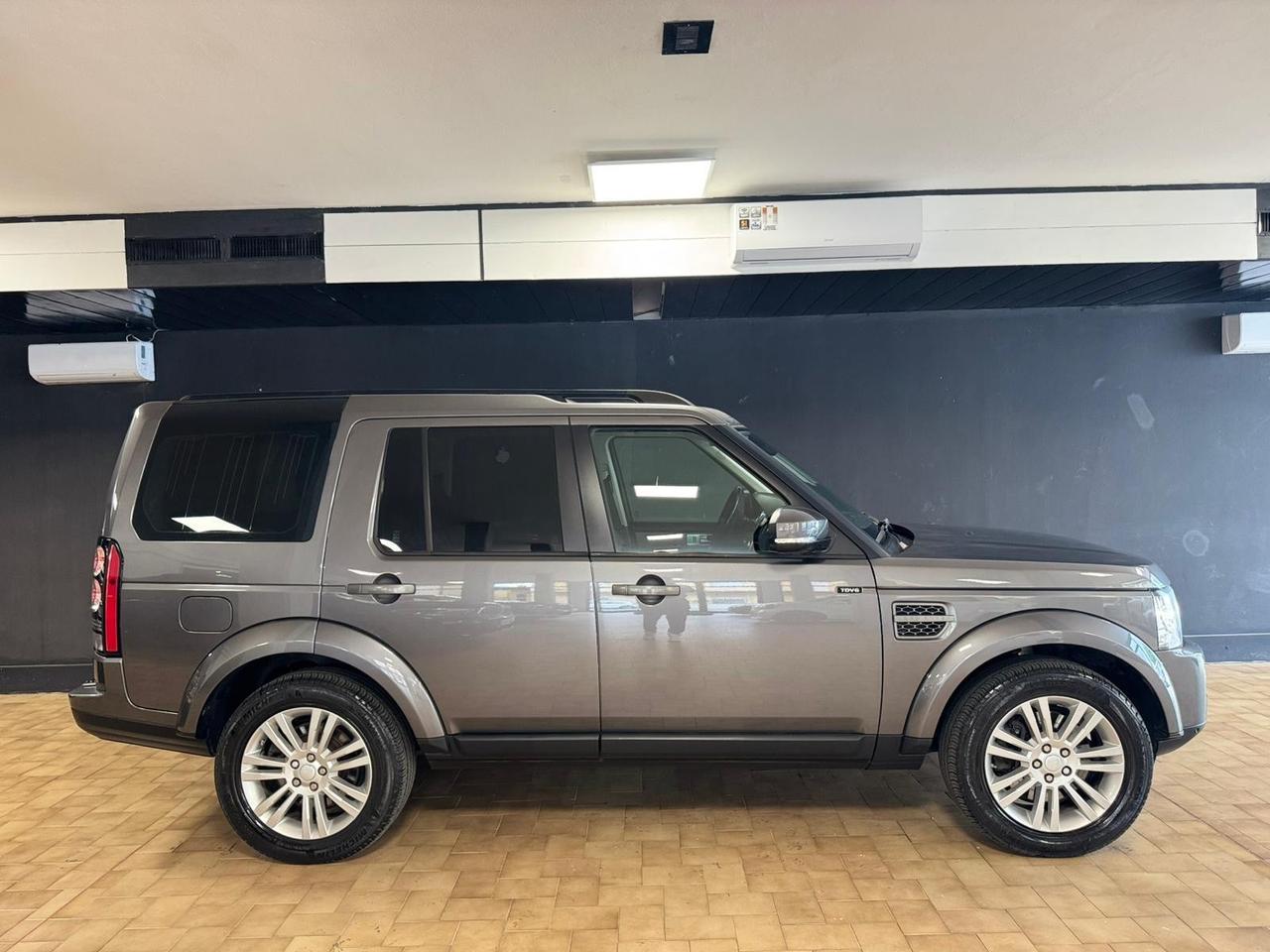 Land Rover Discovery 4 3.0 TDV6 211CV SE