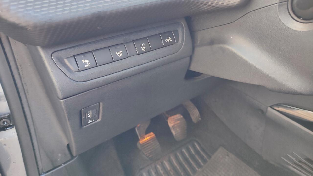 Peugeot 2008 1.6 e-HDi 115 CV Stop&Start Allure