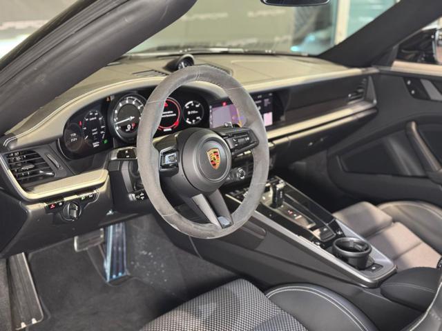 PORSCHE 911 Targa 4S