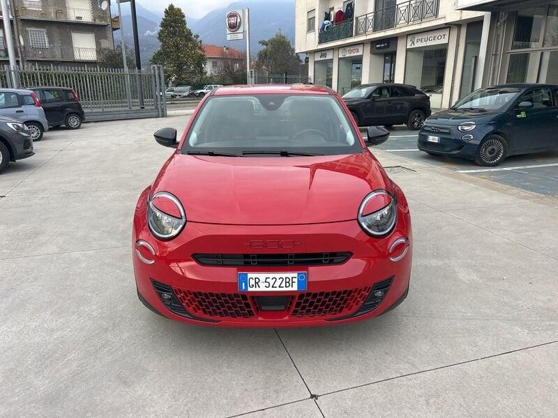 FIAT 600e Red