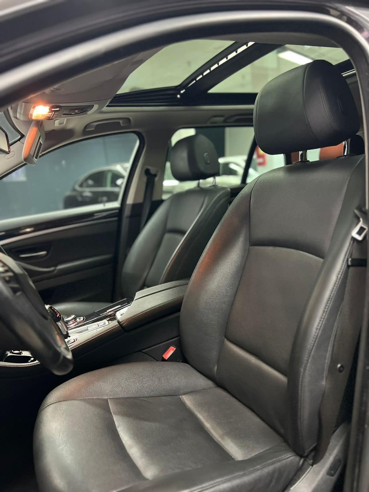 Bmw 520 520d xDrive Touring Luxury