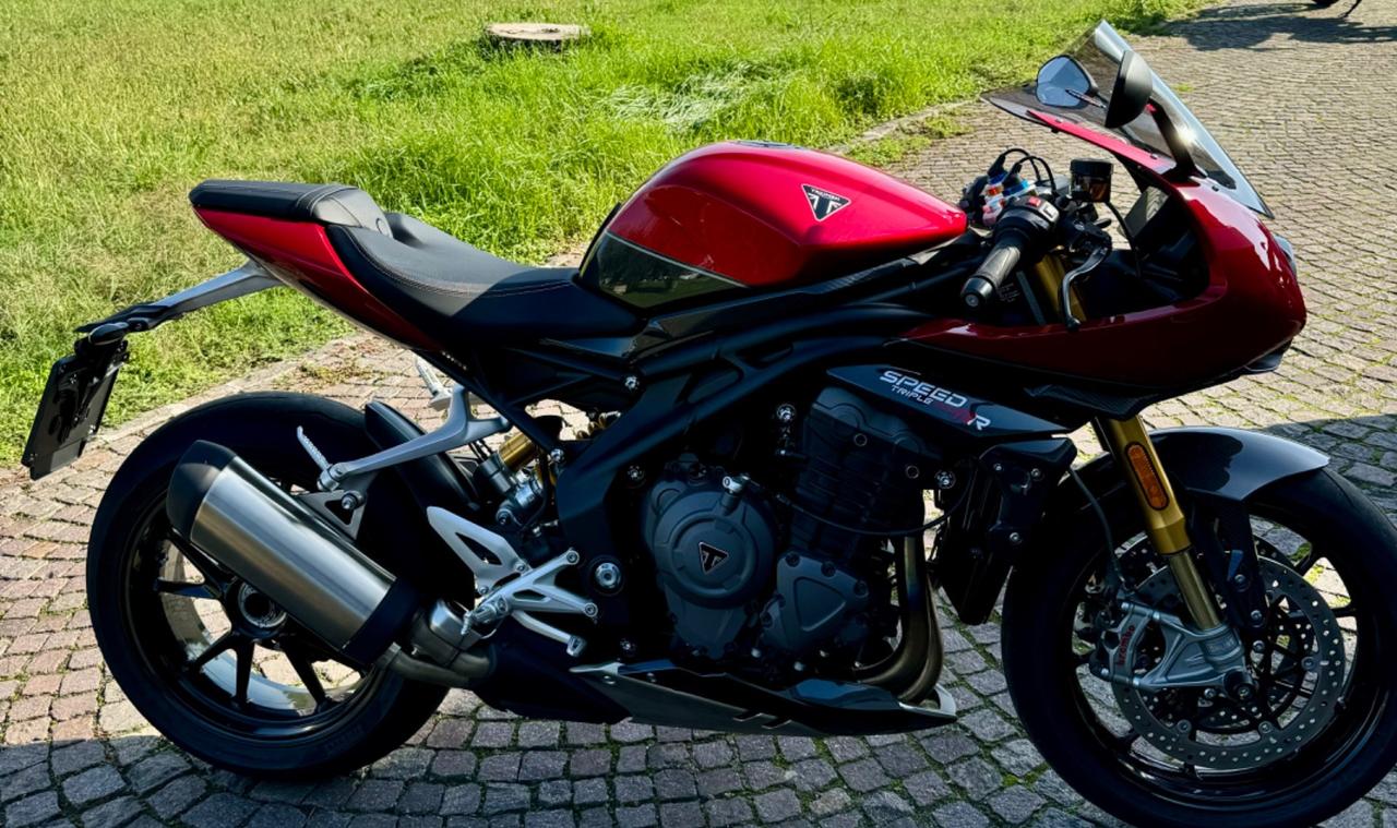 Triumph Speed Triple 1200 speed triple 1200 RR