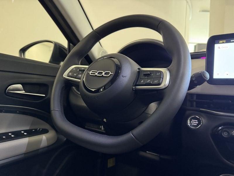 FIAT 600 600 Hybrid 100 CV DCT MHEV