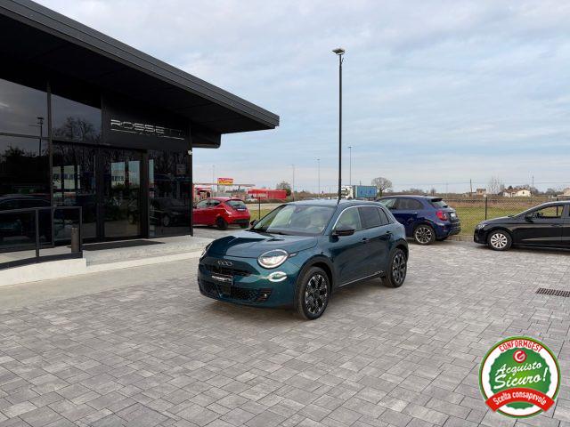 FIAT 600 Hybrid DCT MHEV La Prima ANCHE NEOPATENTATI