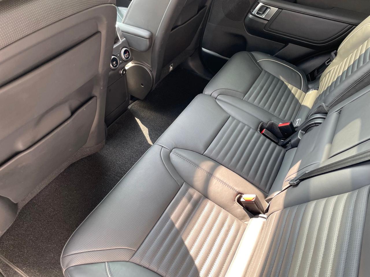 Land Rover Discovery 3.0 SDV6 306 CV SE