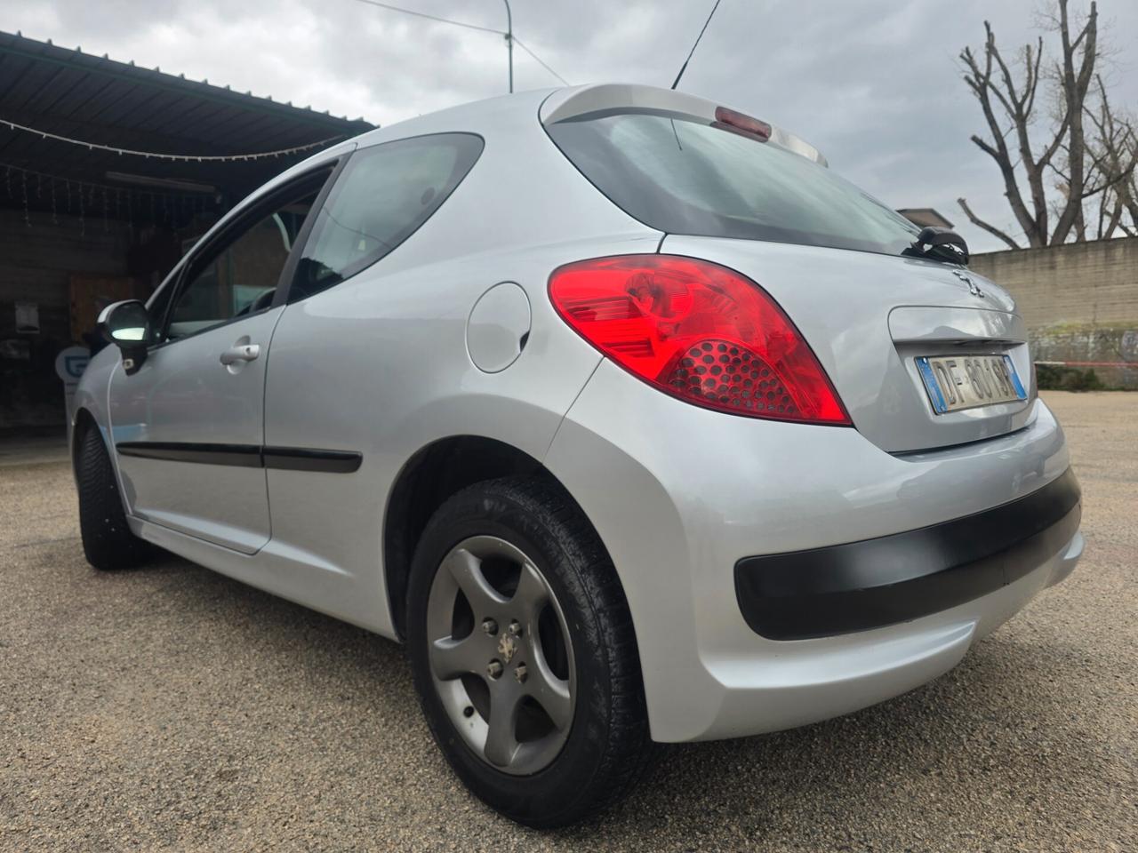 Peugeot 207 1.4 HDi 68cv full opt 2007
