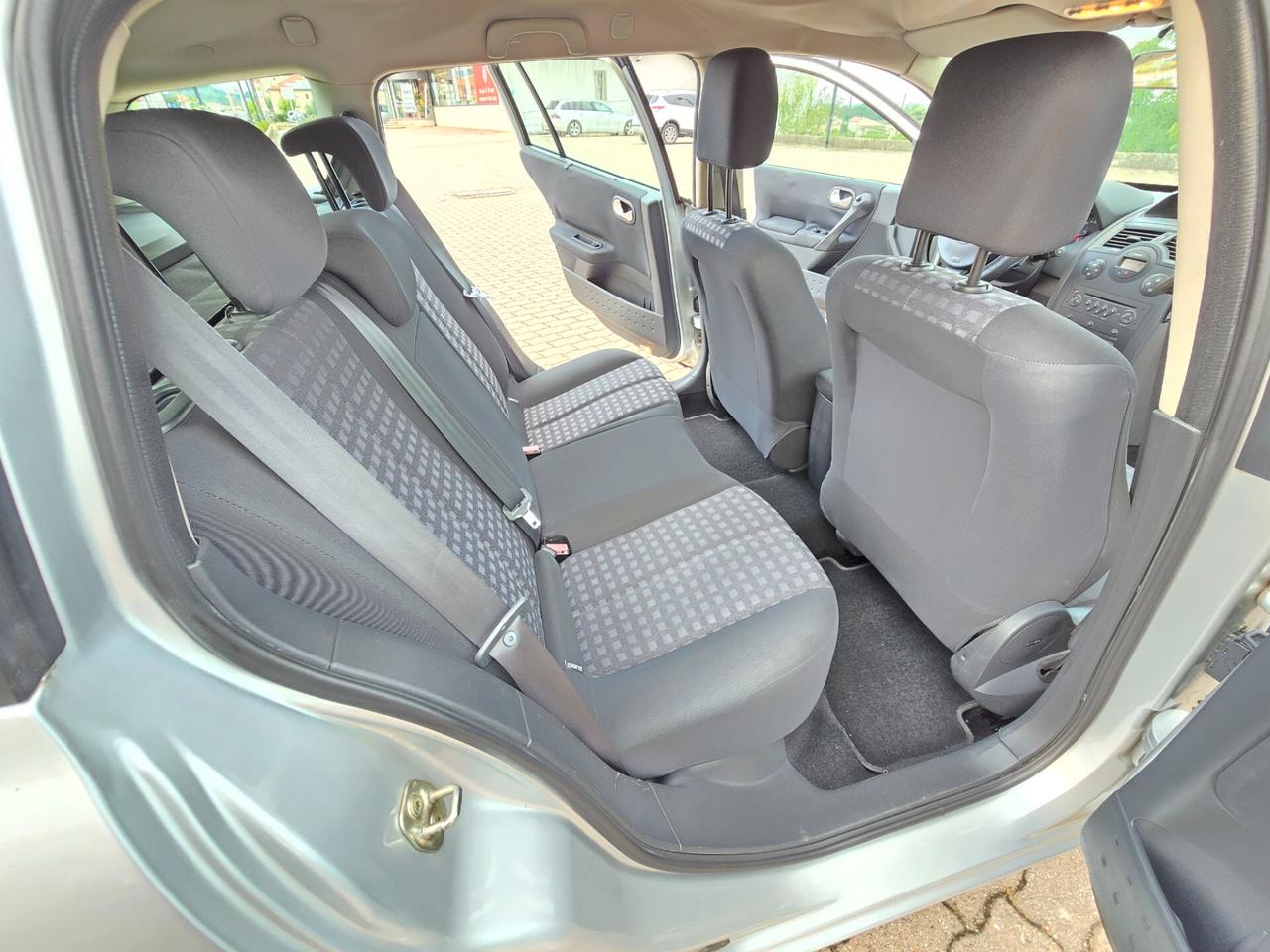 Renault Megane 1.5 dCi/105CV Dynamique ok Neopatentati