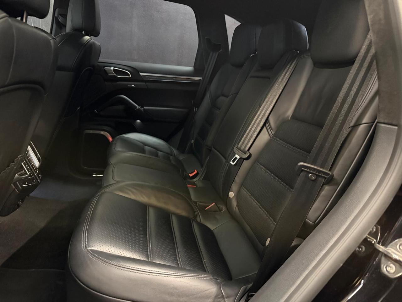 Porsche Cayenne 4.8 Turbo S