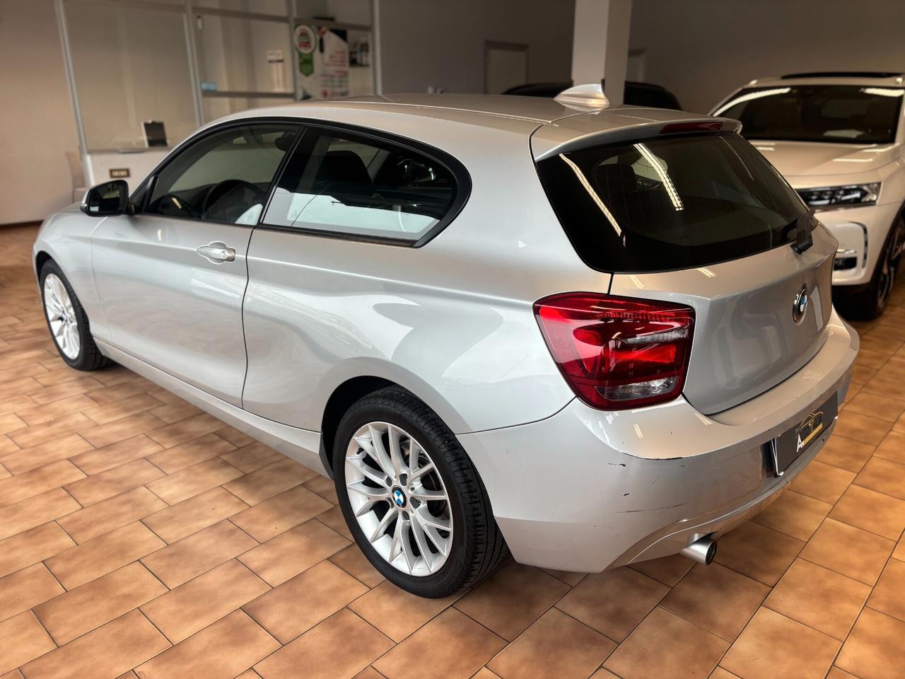 BMW 116 d 3p Unique