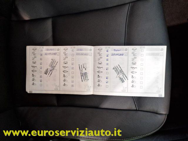 BMW 320 i cat Touring Attiva