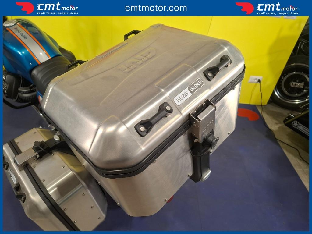 Moto Guzzi V7 - 2018