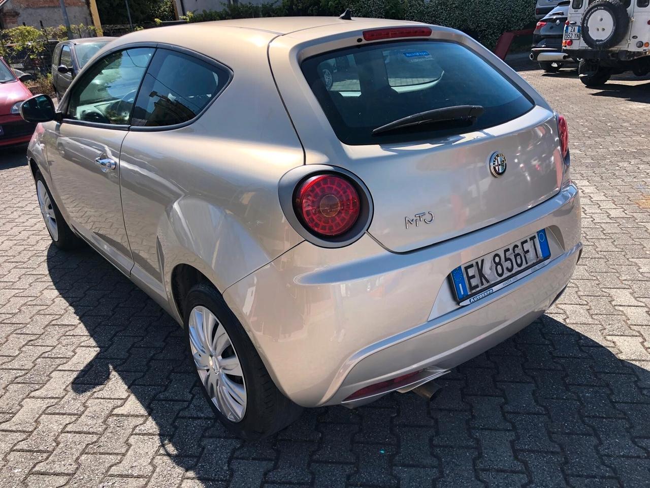 Alfa Romeo MiTo 1.4 8V ADATTA PER NEOPATENTATI CON GARANZIA 12 MESI E POSSIBILITA' DI ESTENSIONE FINO A 36 MESI!!!