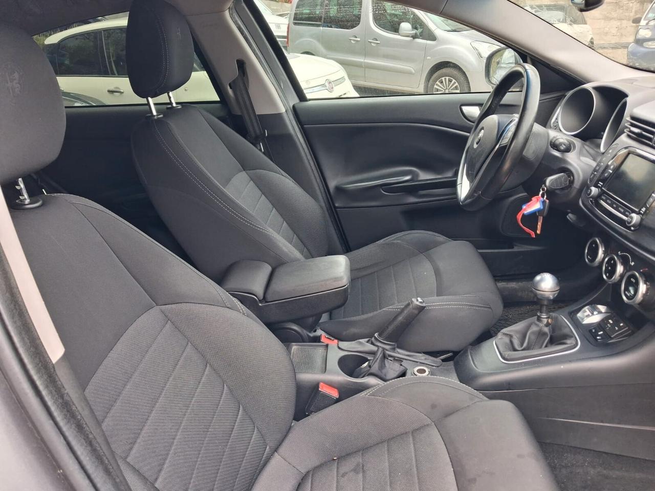 Alfa Romeo Giulietta 1.4 Turbo 120 CV GPL Super