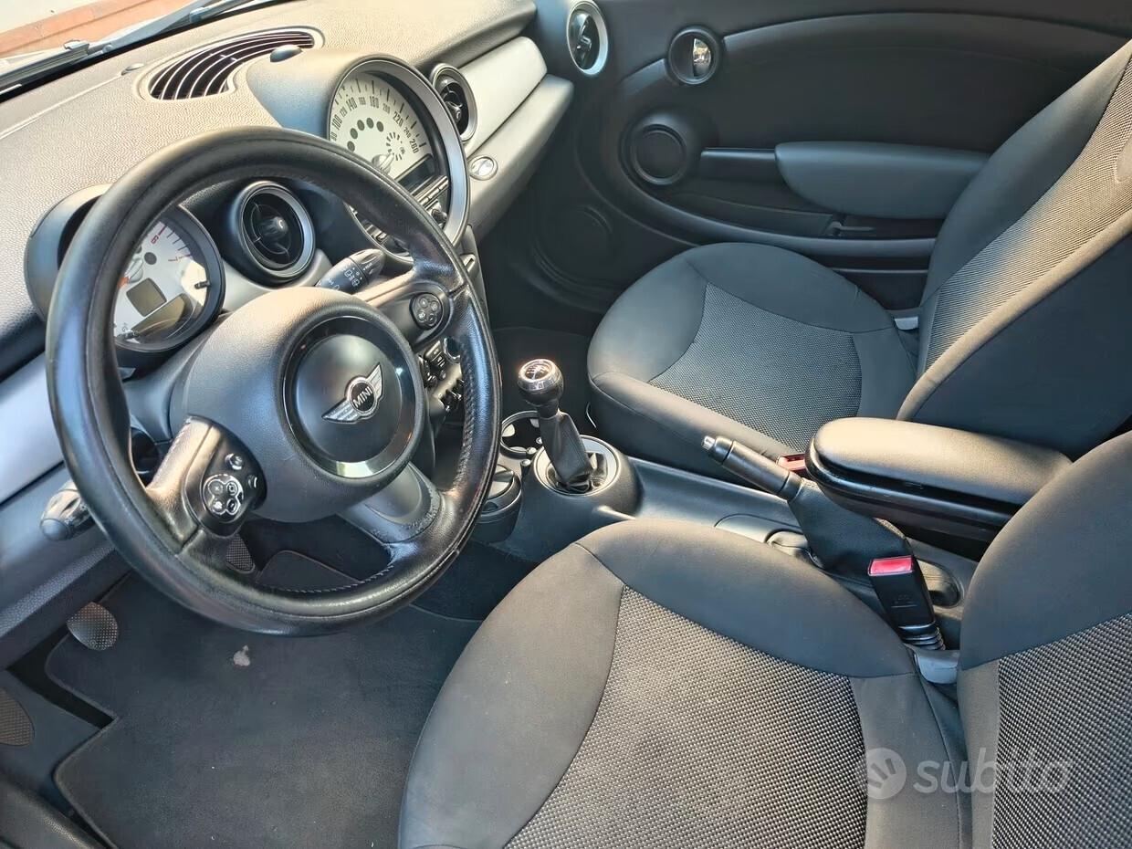MINI 1.6 16V COOPER "TENUTA BENISSIMO"