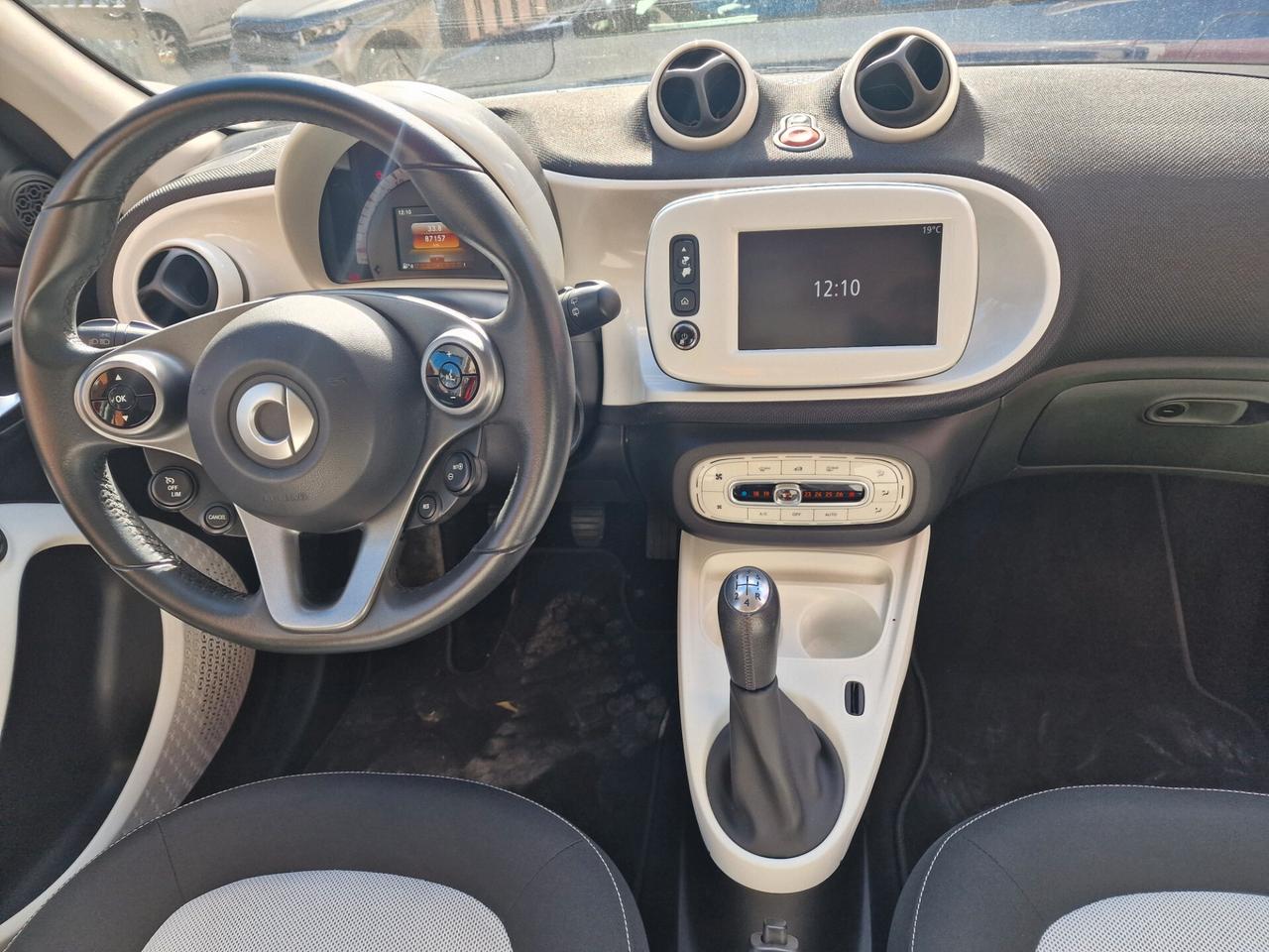 Smart ForFour 70 1.0 Passion NAVI