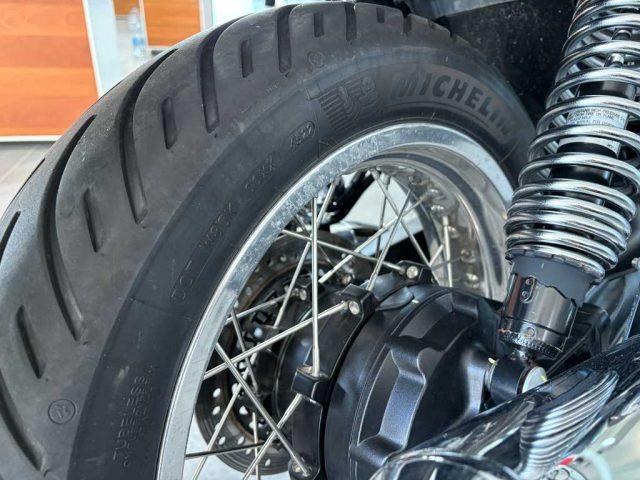 MOTO GUZZI V7 GUZZI - SPECIAL