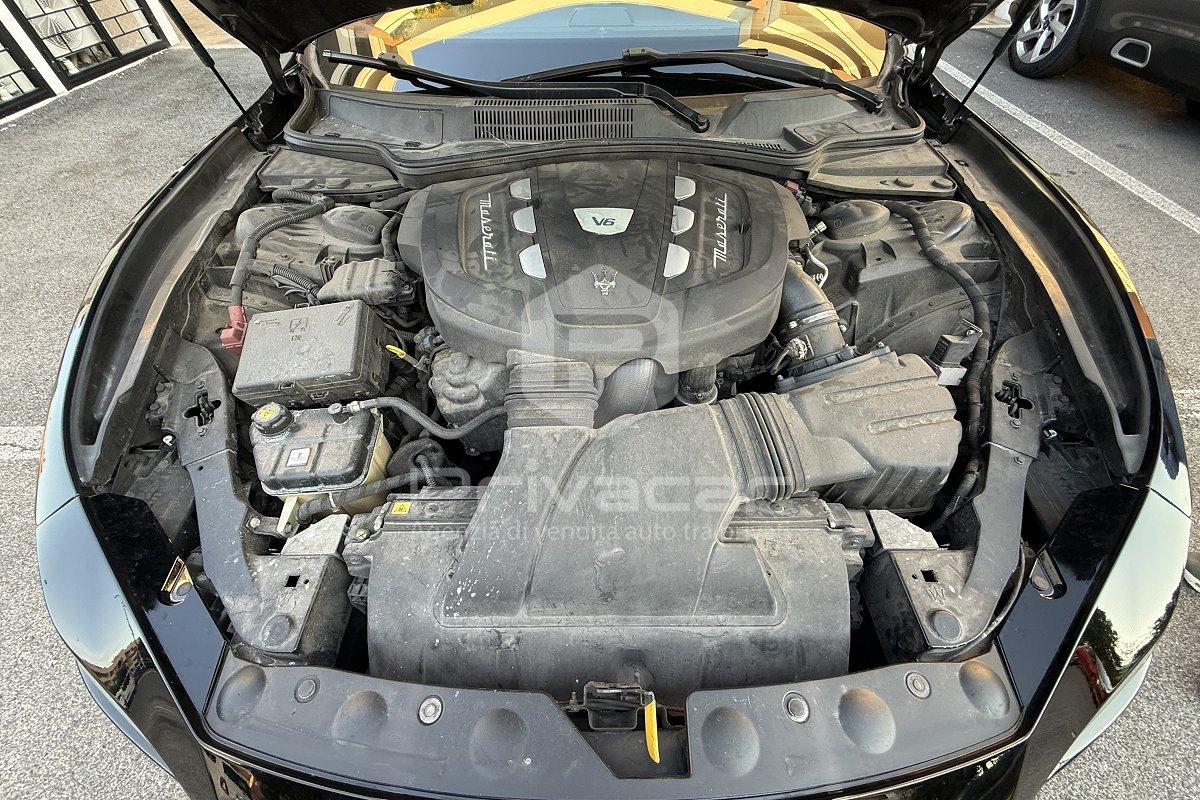 MASERATI Ghibli V6 Diesel 275 CV