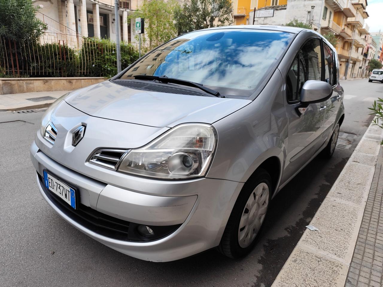 Renault Modus Grand Modus 1.2 BENZINA 75CV NEOPATENTATI