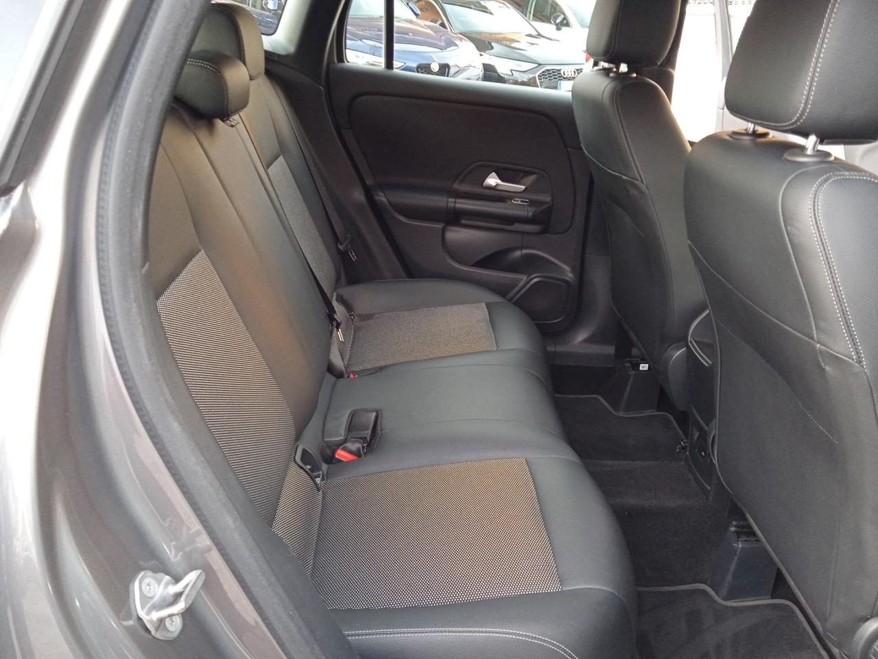 Mercedes-benz GLA 180 d Automatic Sport