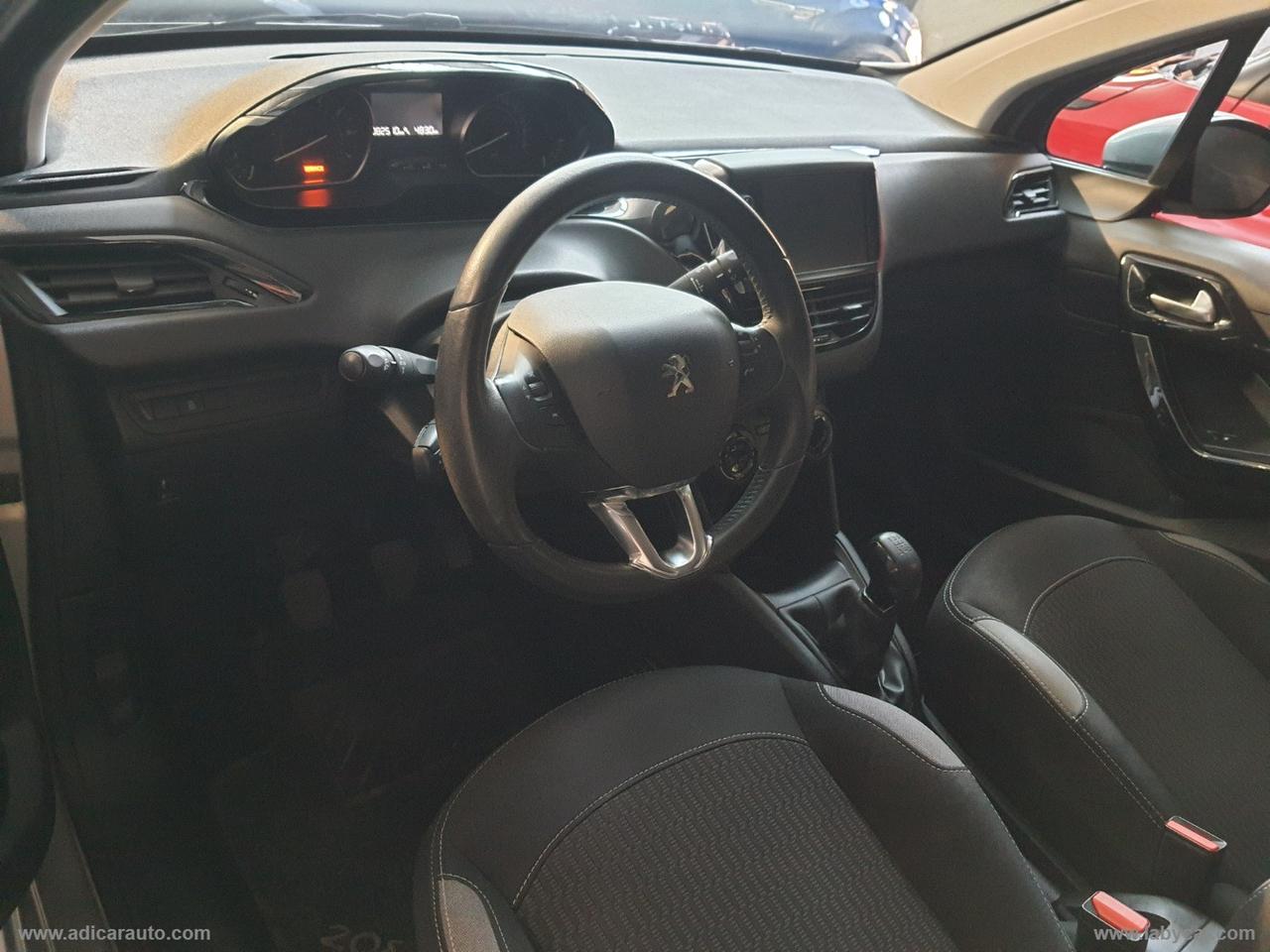 PEUGEOT 208 PureTech 82 5p. Access