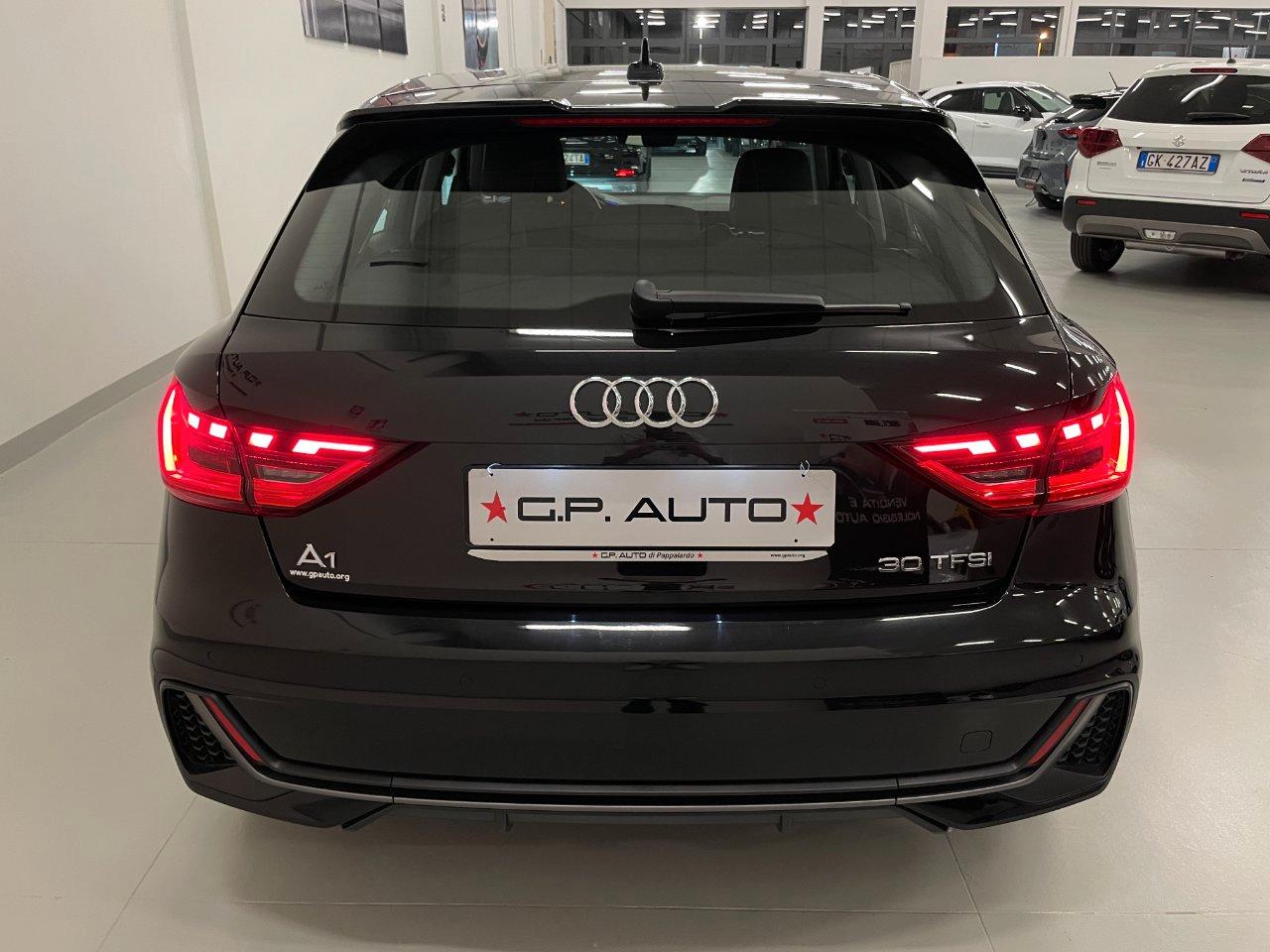 Audi A1 Sportback 30 1.0 tfsi S Line Edition 116cv