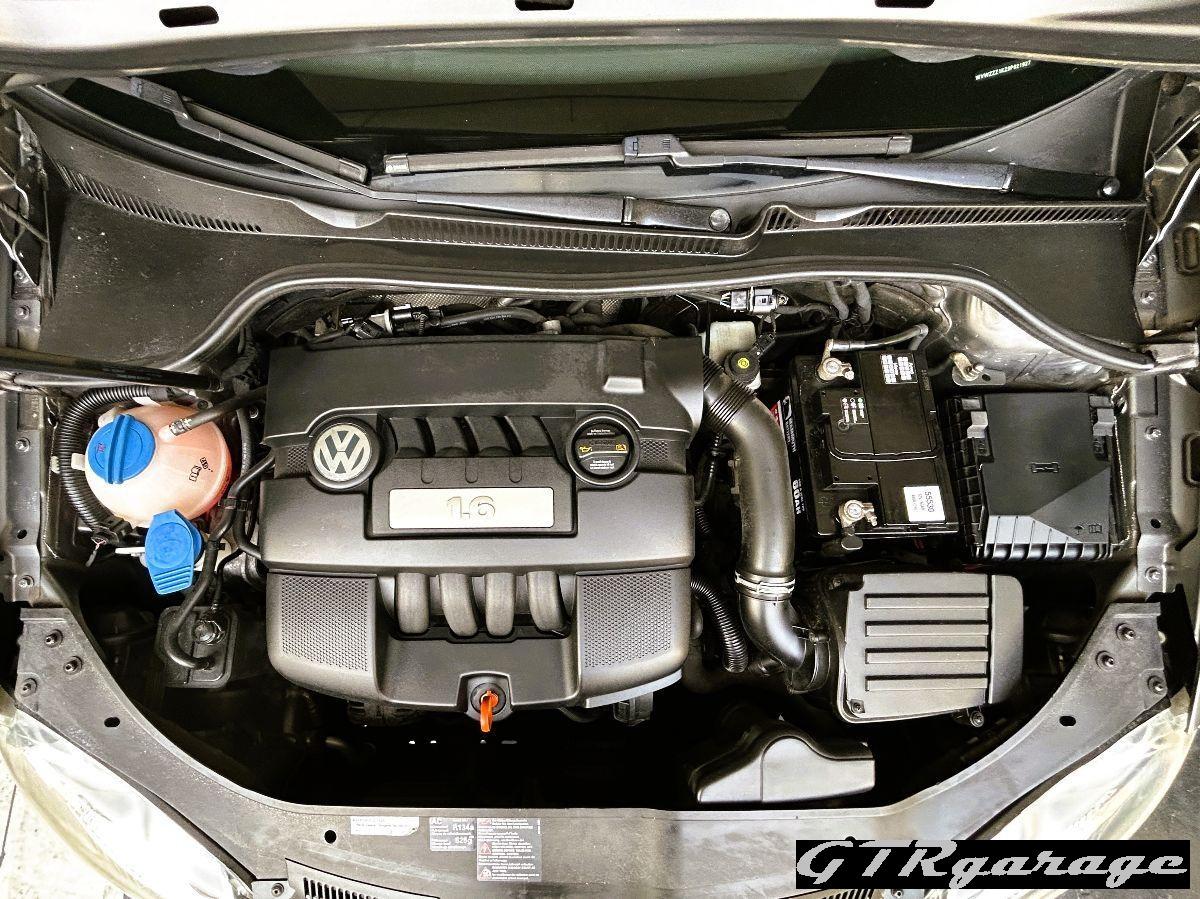 VOLKSWAGEN - Golf - 1.6 5p. United