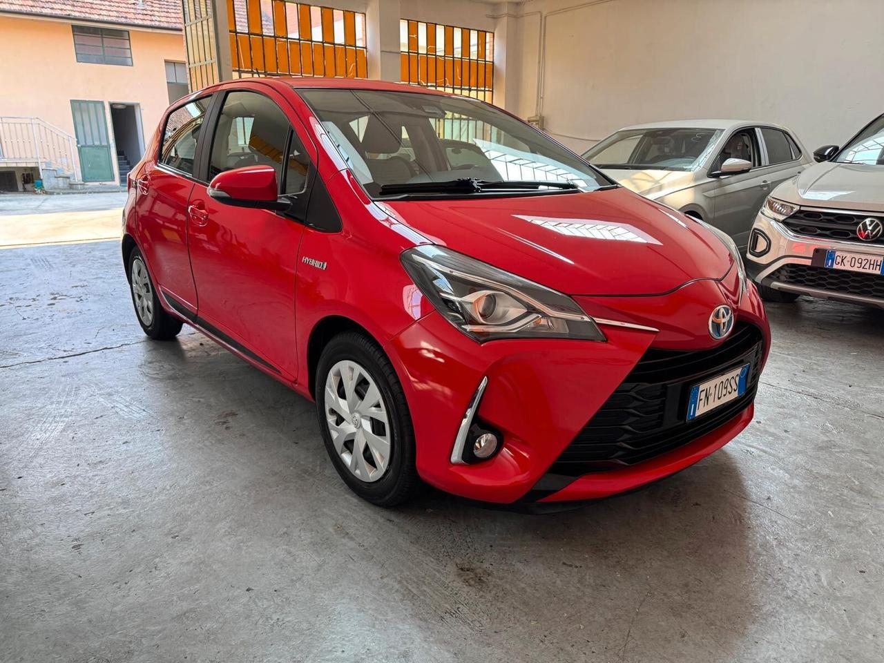 Toyota Yaris 1.5 Hybrid 5 porte Active