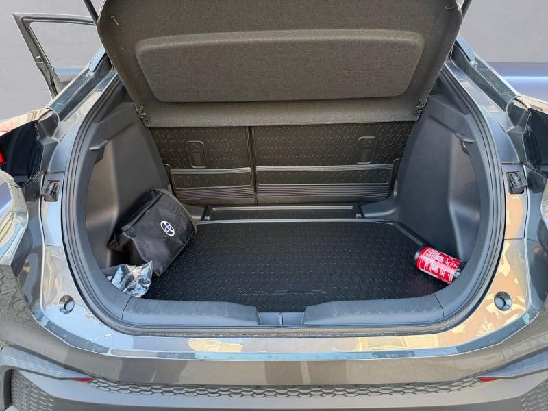 TOYOTA C-HR 1.8 HV ACTIVE