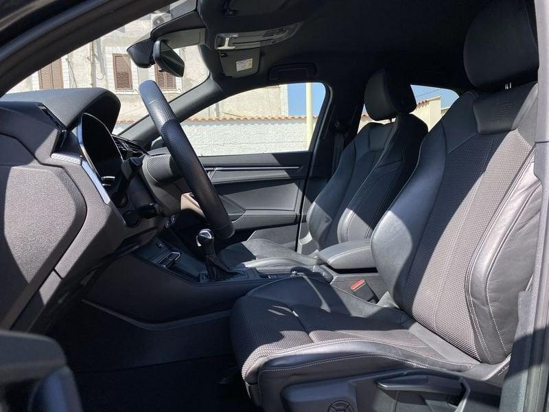 Audi Q3 SPB S Line interno ed esterno 2.0 TDI 150CV S-Tronic quattro 35